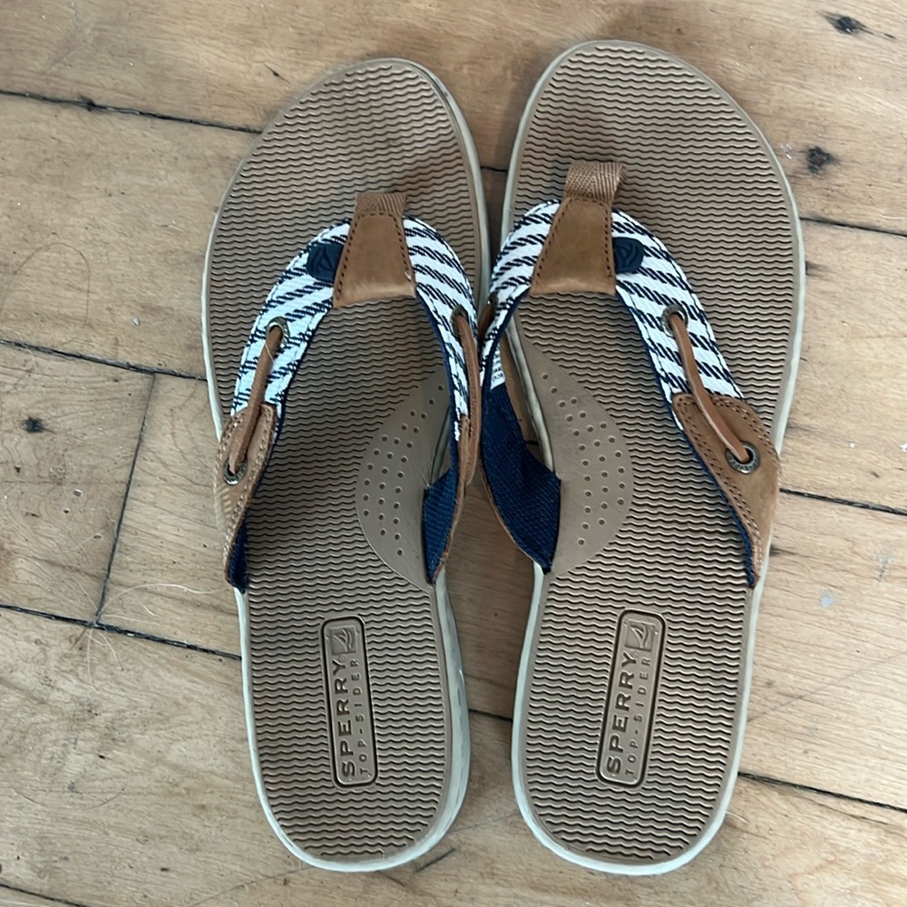 Women’s Sperry Flip-Flops size 8.5